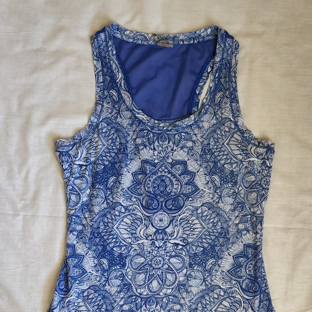 Calia by Carrie Underwood razor back tank